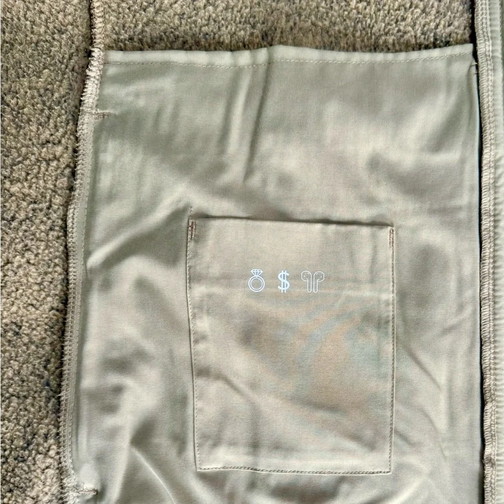 FIGS On Shift Sweater Knit Jacket Size XL Heather Light Oak 🤎🤍🤎 - Picture 8 of 15